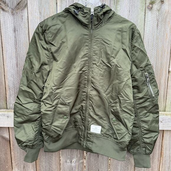 Alpha Industries Bomber Jacket Green Hooded Long Sleeve Large Flight Airmen - Picture 1 of 9